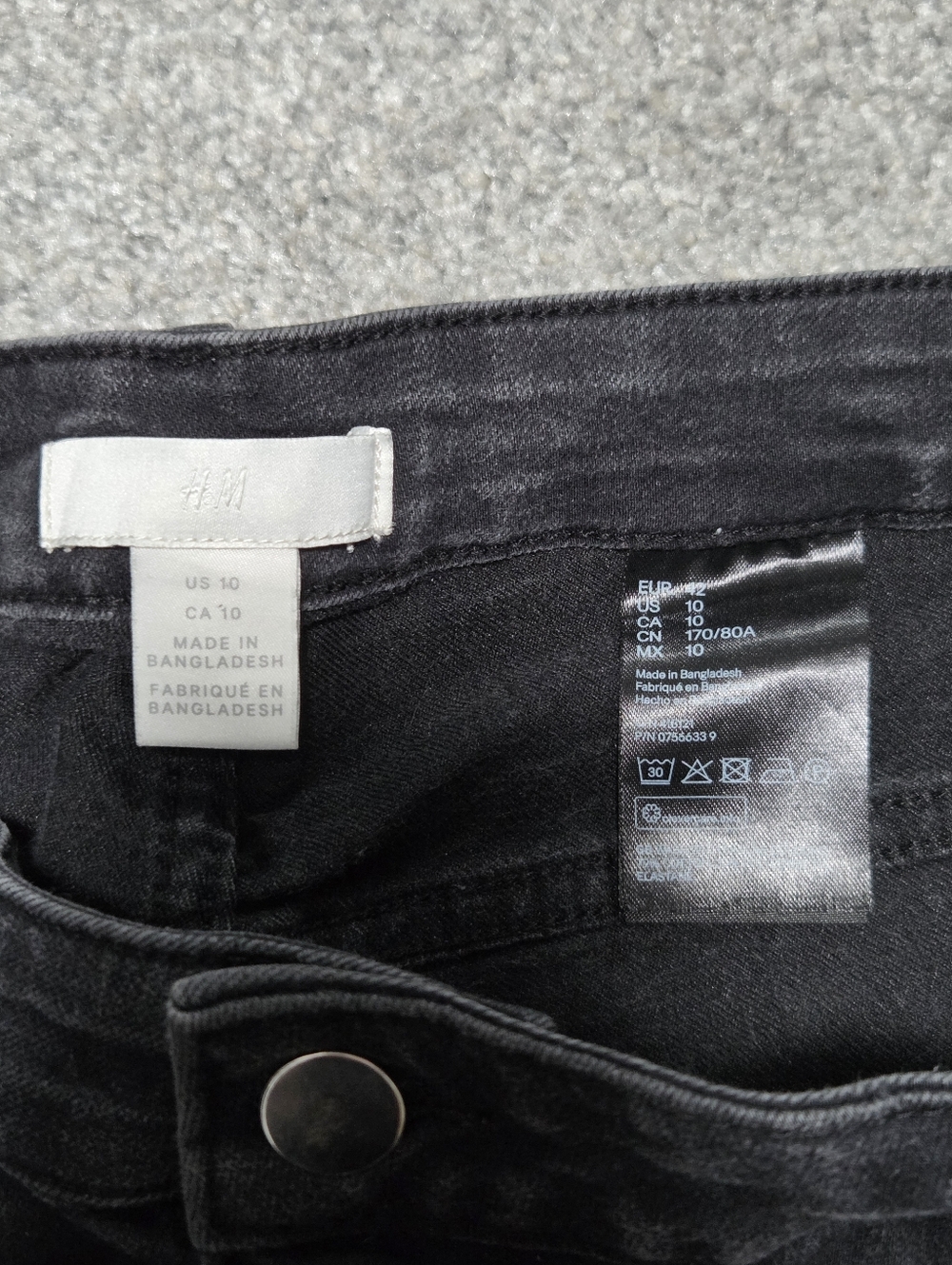 H&M Shorts - Picture 3 of 3